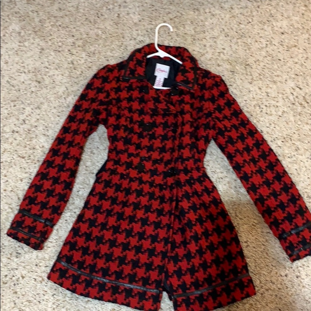 Like new candies coat!